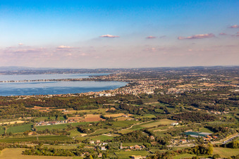 Photographie aérienne de Desenzano del Garda dans le département Brescia, Italie