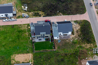 Nouvelle zone de développement K2 à Kandel dans le département Rhénanie-Palatinat, Allemagne d'en haut