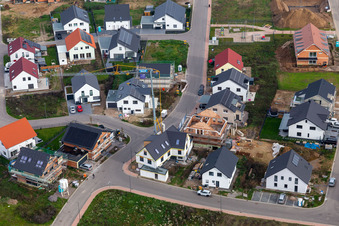 Nouvelle zone de développement K2 à Kandel dans le département Rhénanie-Palatinat, Allemagne vue d'en haut