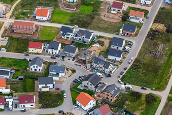 Nouvelle zone de développement K2 à Kandel dans le département Rhénanie-Palatinat, Allemagne d'en haut