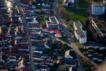 Vue aérienne de Association locale DRK à Kandel dans le département Rhénanie-Palatinat, Allemagne