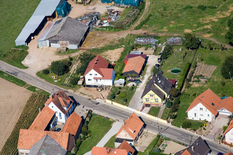 Salmbach dans le département Bas Rhin, France depuis l'avion