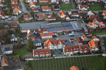 Vue aérienne de Domaine viticole Ludwig Schneider - opérations techniques à Maikammer dans le département Rhénanie-Palatinat, Allemagne