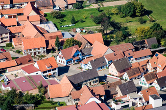 Schleithal dans le département Bas Rhin, France du point de vue du drone