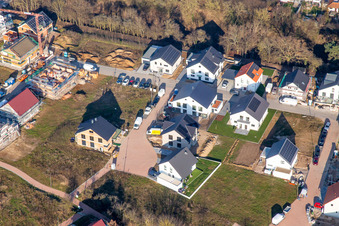 Vue aérienne de Tulpenweg dans la nouvelle zone de développement K2 en hiver à Kandel dans le département Rhénanie-Palatinat, Allemagne