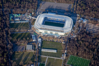 Photographie aérienne de BBBank Wildpark, le nouveau stade du KSC presque terminé à le quartier Innenstadt-Ost in Karlsruhe dans le département Bade-Wurtemberg, Allemagne