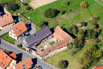 Vue d'oiseau de Schleithal dans le département Bas Rhin, France