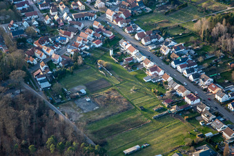 Vue aérienne de Dans les jardins Bosch à le quartier Schaidt in Wörth am Rhein dans le département Rhénanie-Palatinat, Allemagne