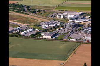 Vue aérienne de TRANSAC Société Internationale de Transit de Fret Ltée. à Rülzheim dans le département Rhénanie-Palatinat, Allemagne