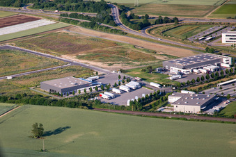 Vue aérienne de Stagiaire TRANSAC. Speditionsgesellschaft mbH TOP LINE Logistics GmbH & Co. KG13 à Rülzheim dans le département Rhénanie-Palatinat, Allemagne
