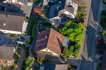 Vue d'oiseau de Anneau Sud depuis l'ouest à Kuhardt dans le département Rhénanie-Palatinat, Allemagne