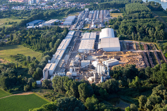 Vue aérienne de Rheinspan GmbH & Co. KG à Germersheim dans le département Rhénanie-Palatinat, Allemagne