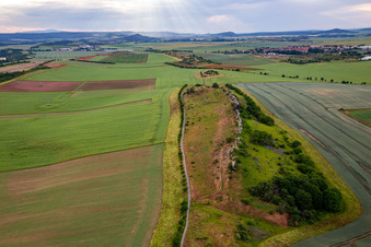 Mur du Diable (Königstein) à le quartier Weddersleben in Thale dans le département Saxe-Anhalt, Allemagne hors des airs