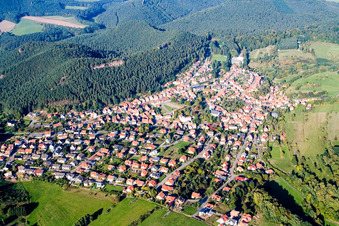Vue aérienne de De l'ouest à Busenberg dans le département Rhénanie-Palatinat, Allemagne