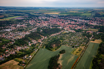 Vue aérienne de Du nord-ouest à Quedlinburg dans le département Saxe-Anhalt, Allemagne