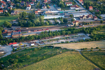 Vue aérienne de Gare de l'Association des Amis du Selketalbahn à le quartier Gernrode in Quedlinburg dans le département Saxe-Anhalt, Allemagne