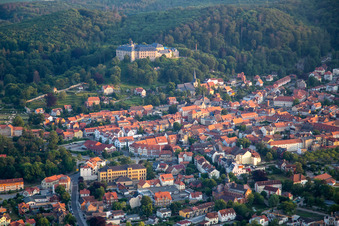 Vue aérienne de Château Hôtel Blankenburg à Blankenburg dans le département Saxe-Anhalt, Allemagne