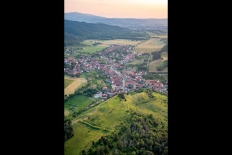 Vue aérienne de De l'est à le quartier Benzingerode in Wernigerode dans le département Saxe-Anhalt, Allemagne
