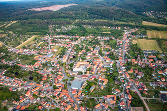 Vue aérienne de Du nord à le quartier Rieder in Ballenstedt dans le département Saxe-Anhalt, Allemagne