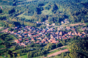 Vue aérienne de Du sud à Völkersweiler dans le département Rhénanie-Palatinat, Allemagne