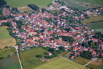 Vue aérienne de Oberdorf à le quartier Dankerode in Harzgerode dans le département Saxe-Anhalt, Allemagne