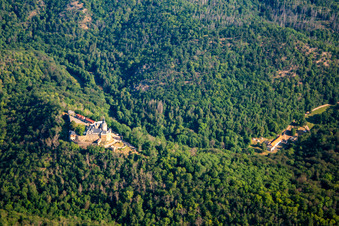 Vue oblique de Château Falkenstein (Harz) à le quartier Pansfelde in Falkenstein dans le département Saxe-Anhalt, Allemagne
