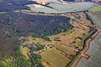 Photographie aérienne de Golf Club Schloss Meisdorf eV à le quartier Meisdorf in Falkenstein dans le département Saxe-Anhalt, Allemagne