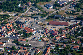 Vue aérienne de Rue de la gare à Ballenstedt dans le département Saxe-Anhalt, Allemagne