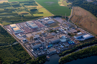 Vue aérienne de Centrale nucléaire déclassée Philippsburg à Philippsburg dans le département Bade-Wurtemberg, Allemagne