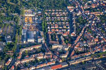 Vue aérienne de Entre la Wilhelm-Wundt-Straße et la Marguerrestraße à le quartier Neckarau in Mannheim dans le département Bade-Wurtemberg, Allemagne