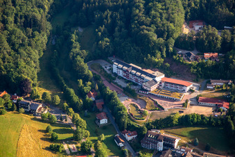 Vue aérienne de La vie en résidence près de la forêt à Grasellenbach dans le département Hesse, Allemagne