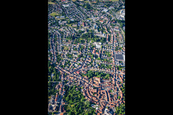 Vue aérienne de Vue d'ensemble depuis le nord à le quartier Stockheim in Michelstadt dans le département Hesse, Allemagne