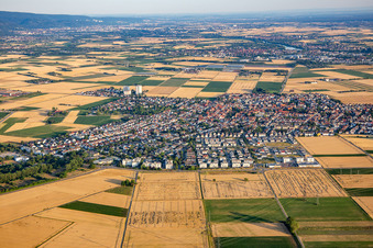 Vue aérienne de Du nord-ouest à Heddesheim dans le département Bade-Wurtemberg, Allemagne