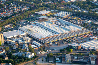 Vue aérienne de John Deere GmbH & Co KG du nord-est à le quartier Lindenhof in Mannheim dans le département Bade-Wurtemberg, Allemagne