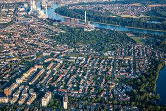 Quartier Neckarau in Mannheim dans le département Bade-Wurtemberg, Allemagne vue d'en haut