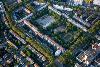 Vue aérienne de Pfalzplatz (ancien bunker souterrain) à le quartier Lindenhof in Mannheim dans le département Bade-Wurtemberg, Allemagne