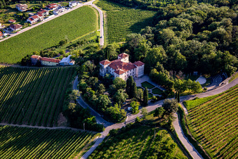 Vue aérienne de Château de Kromberk / Goriški muzej Kromberk - Nova Gorica , Restavracija Grad Kromberk, Mateja Bagar sp à Nova Gorica dans le département Slovénie, Slovénie