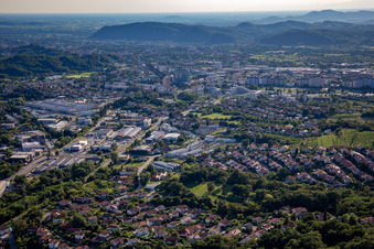 Vue aérienne de De l'est à Nova Gorica dans le département Slovénie, Slovénie