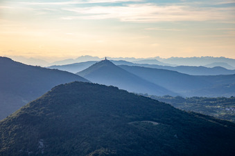 Photographie aérienne de Église de Bazilika Svetogorske Matere Božje vue de l'est à Nova Gorica dans le département Slovénie, Slovénie