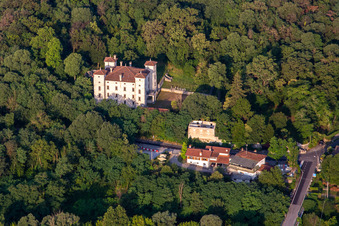 Vue aérienne de Château de Rubbia à Savogna d’Isonzo dans le département Gorizia, Italie
