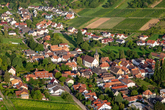 Vue aérienne de Saint-Simon à le quartier Pleisweiler in Pleisweiler-Oberhofen dans le département Rhénanie-Palatinat, Allemagne