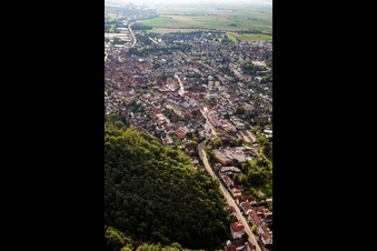 Vue aérienne de Kurtalstraße depuis l'ouest à Bad Bergzabern dans le département Rhénanie-Palatinat, Allemagne
