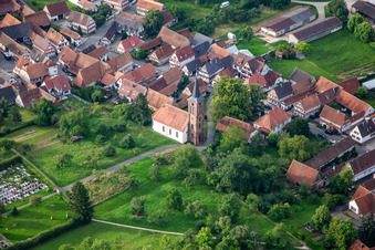 Photographie aérienne de Église protestante à Hunspach dans le département Bas Rhin, France