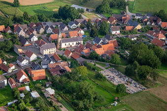 Vue aérienne de Cimetière à Siegen dans le département Bas Rhin, France