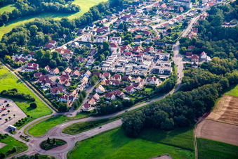 Vue aérienne de De l'ouest à Scheibenhard dans le département Bas Rhin, France