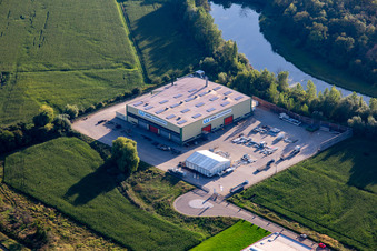 Vue aérienne de Wiegel le galvaniseur à chaud à le quartier Freistett in Rheinau dans le département Bade-Wurtemberg, Allemagne