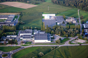 Vue aérienne de Würth Industrie et SYNERLAB - Laboratoires BTT à Erstein dans le département Bas Rhin, France