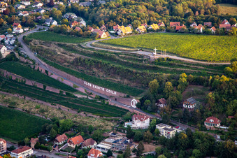 Vue aérienne de Mémorial national des forces incorporées à Obernai dans le département Bas Rhin, France