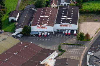 Vue aérienne de MEUBLES MARTIN Meisenheim à Meisenheim dans le département Rhénanie-Palatinat, Allemagne
