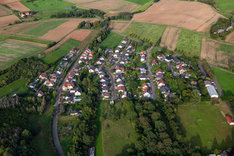 Vue aérienne de Colonie à Schloßböckelheim dans le département Rhénanie-Palatinat, Allemagne